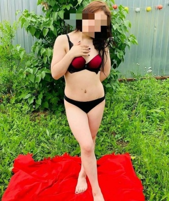 Дина, 22 года, 2 размер груди